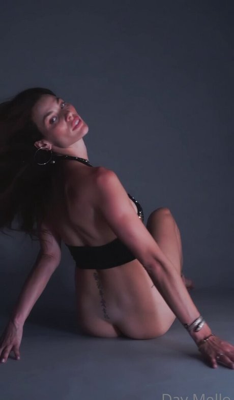 Dayane Mello star pornographic image