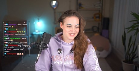 SarahKey star erotic photos