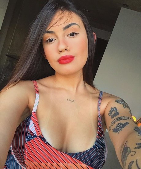 Vitoria Marcilio nice star gallery