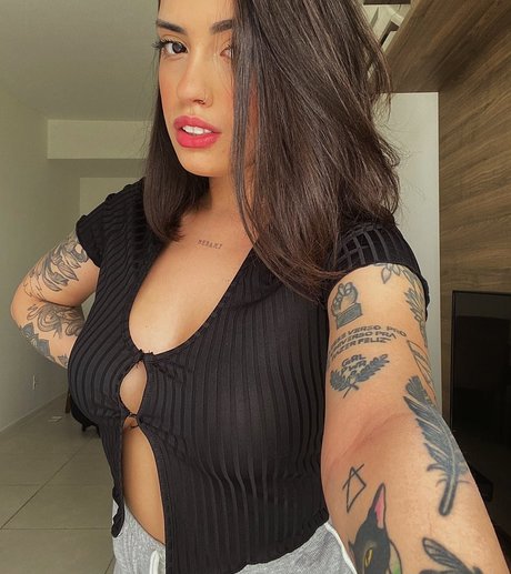 Vitoria Marcilio exclusive model gallery