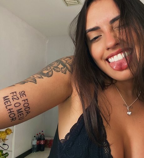 Vitoria Marcilio pornstar nudes archive