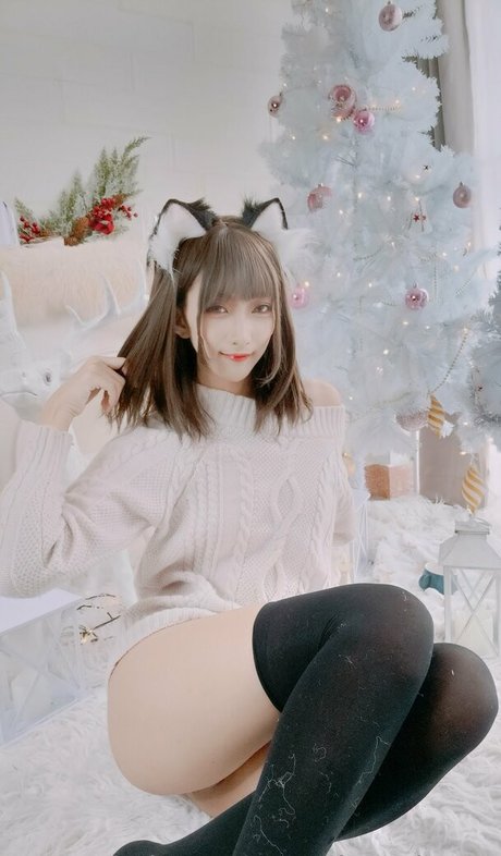 kongkwan model nude pics