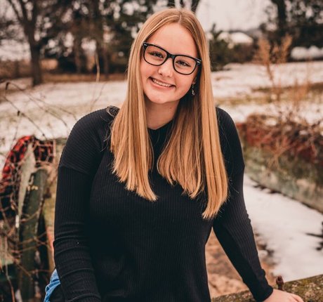 Anya Truax pornstar sex gallery