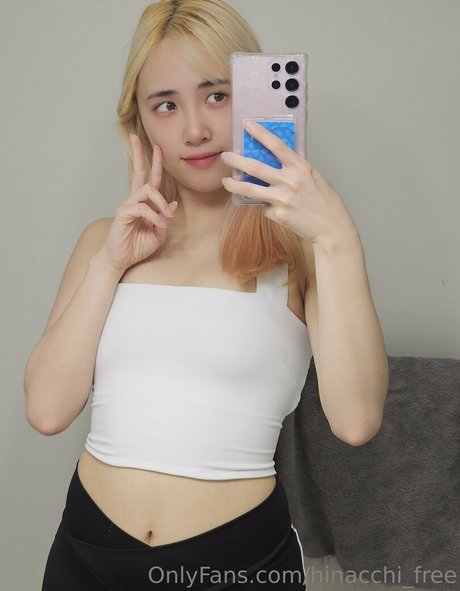 hinacchi free star naked gallery