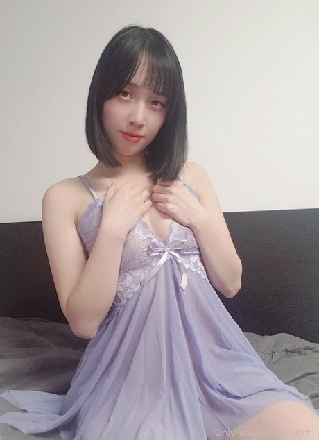 hinacchi free star nude picture