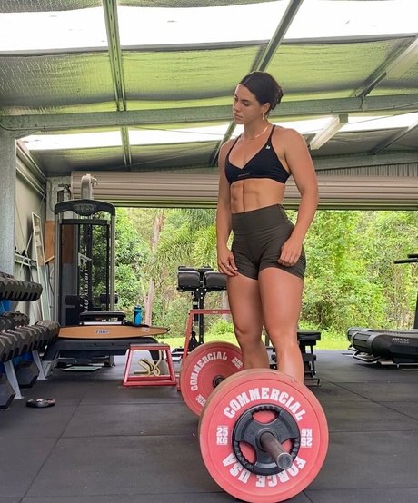 Desi Johnson Profile pic