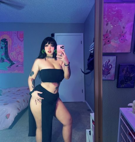 Cyb4rAnGeL pornstar nude photo