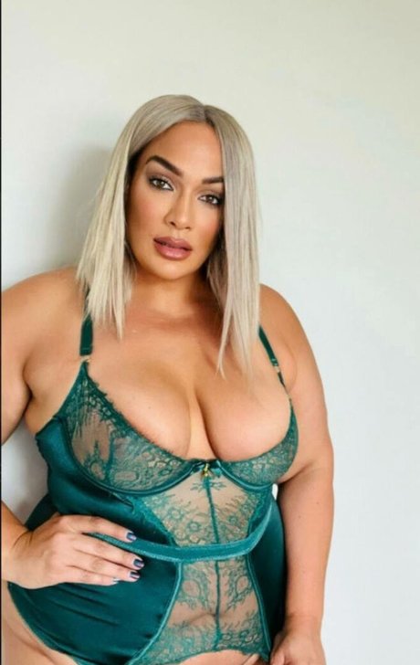 Nia Jax actress galleries