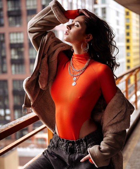 Disha Yudina star free photos