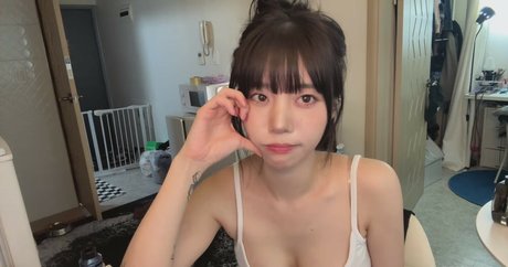 Baerasoni pornstar pic