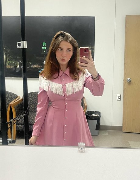 MeganBitchell model free image