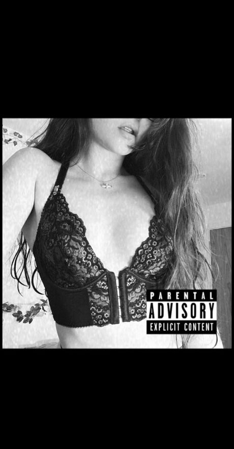 emilyhillfree xxx actress images