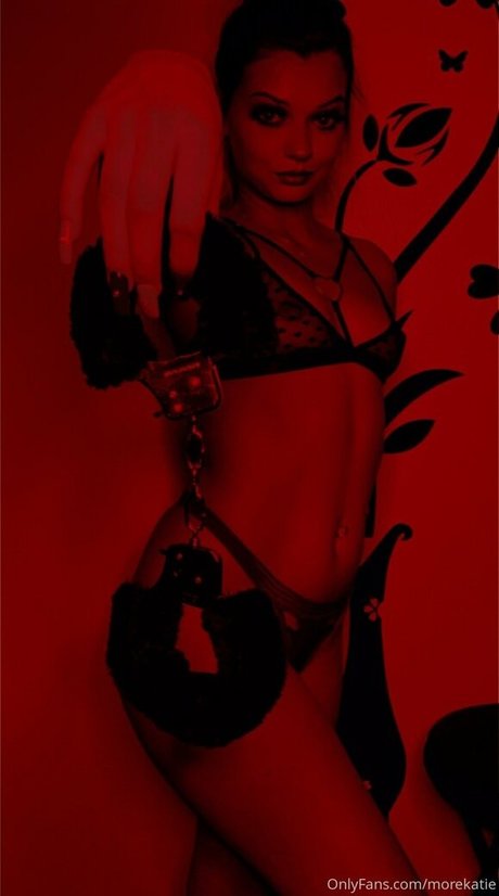 morekatie nice actress image