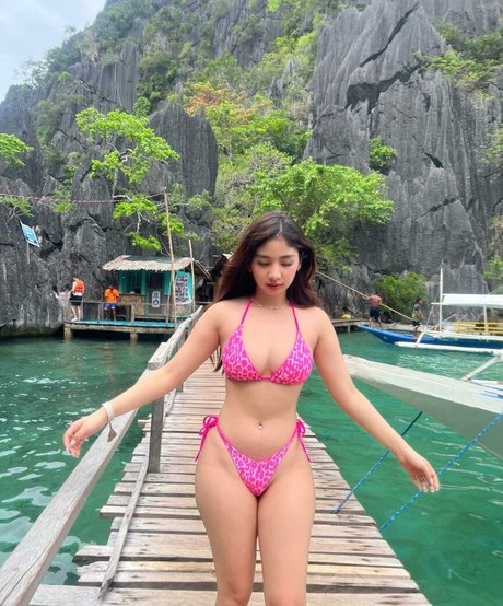 Mhissy Santos porn actress image