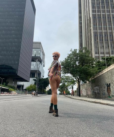 Bruna Linzmeyer star hd pic