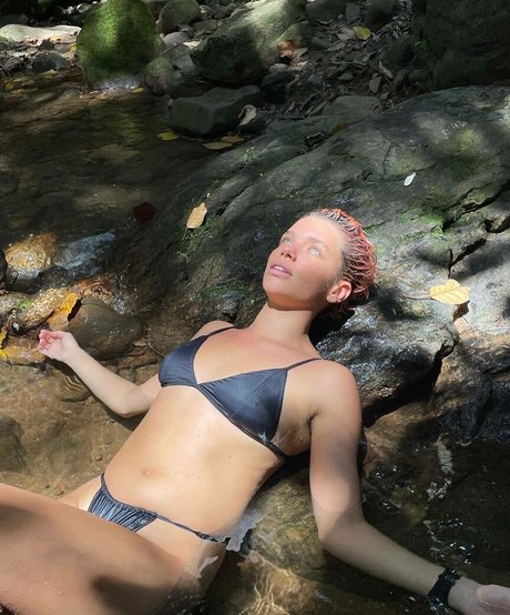 Bruna Linzmeyer pornographic star image