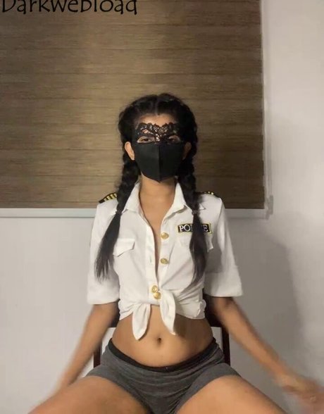 Sri Lanka star adult picture