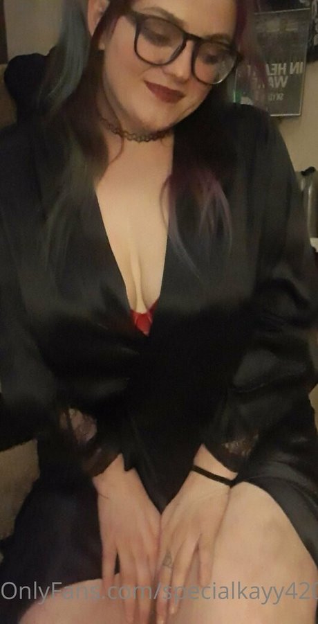 cosmickayla model free picture