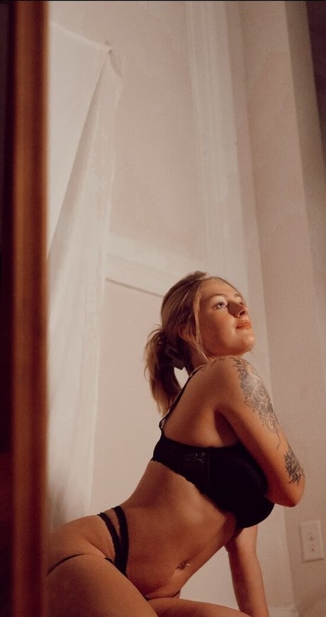 loveelivv model sexy gallery