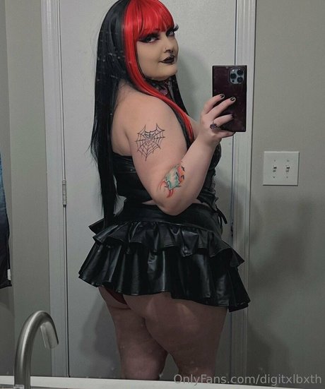 chubby mature onlyfans top img