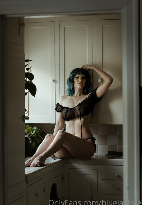 bluejayfree adult actress photos