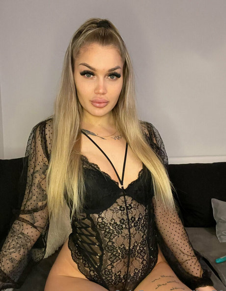 lizu20 beautiful pornstar img