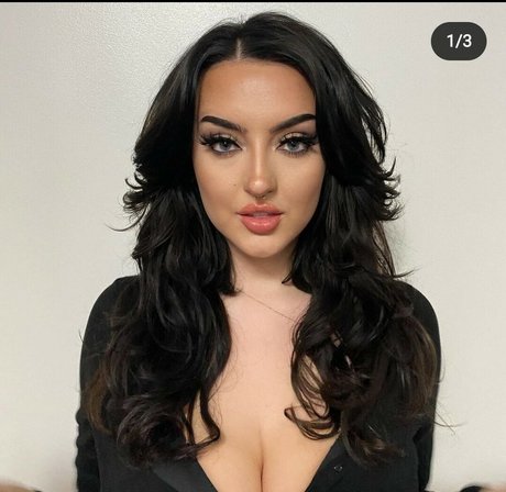 messymegan star image