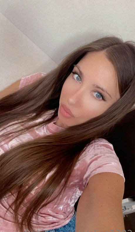 elina1303 exclusive pornstar galleries