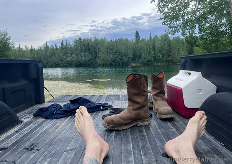 larryslatherman naked star pic