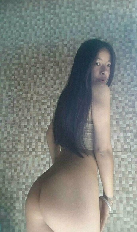 alicebakerr best model picture