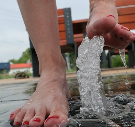 tinsleyteaser free model top img