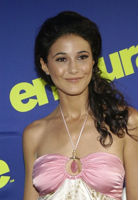Emmanuelle Chriqui pornstar xxx galleries