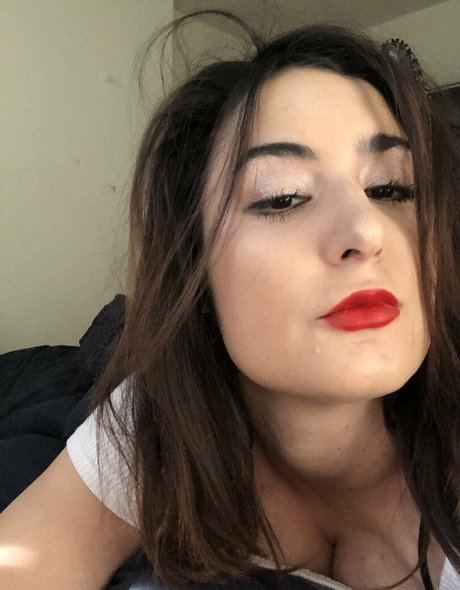 snarkybrunette hd pornstar archive