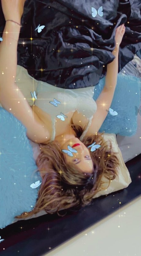 snarkybrunette porn star img