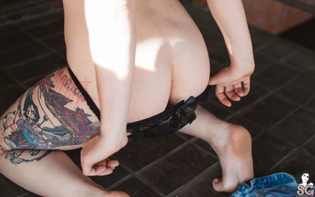 Frenia model high quality photos