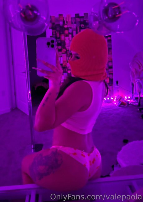 valepaola pornographic star images