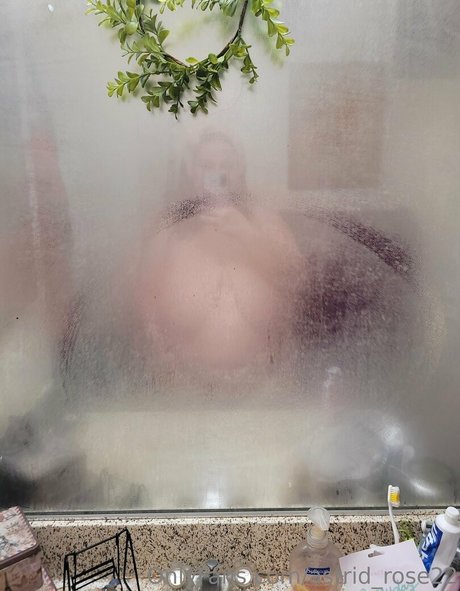 astrid rose22 star pictures