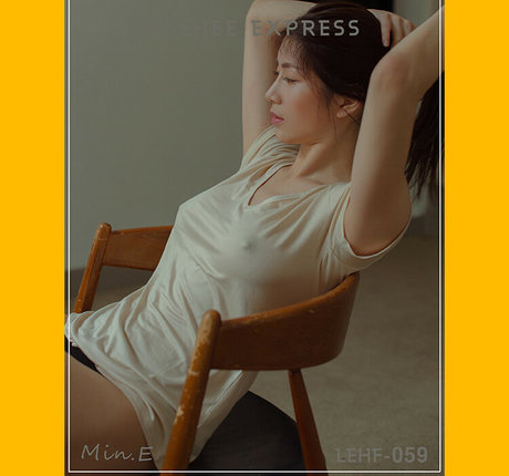 Min E high quality pornstar gallery