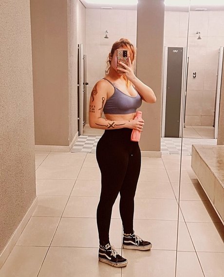 Carolina Trindade hd actress image