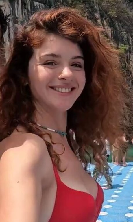 Chloe Lockley pornstar beautiful pictures