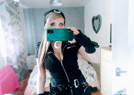 Kiwo pretty pornstar galleries