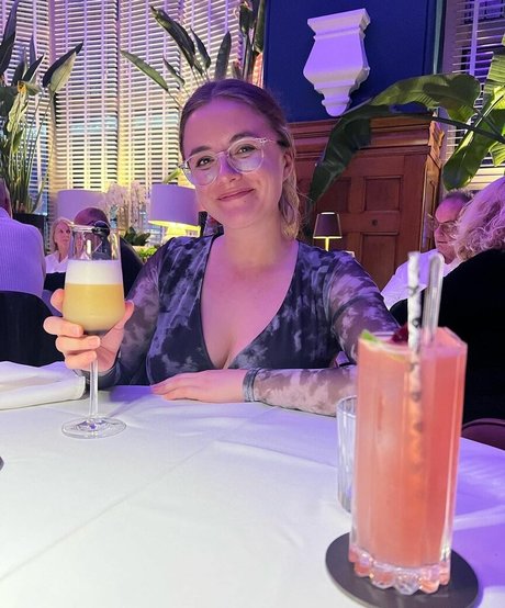 Adventures And Naps star nudes pics