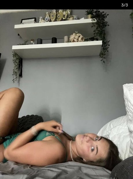 An Incredible Discovery hot actress picture