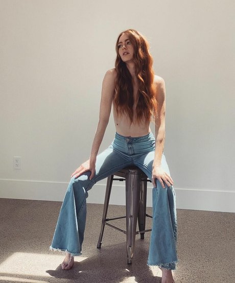 Holly Hicks sexy pornstar photo