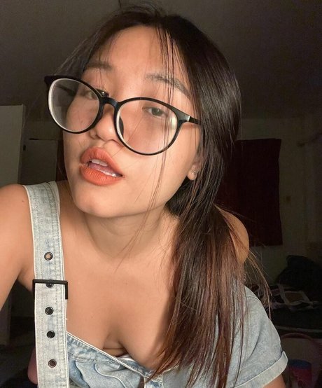 Thanyanan__Bow actress pictures