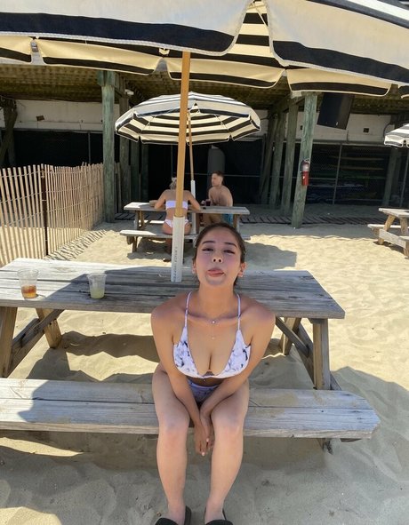 Leona Naito star high quality image