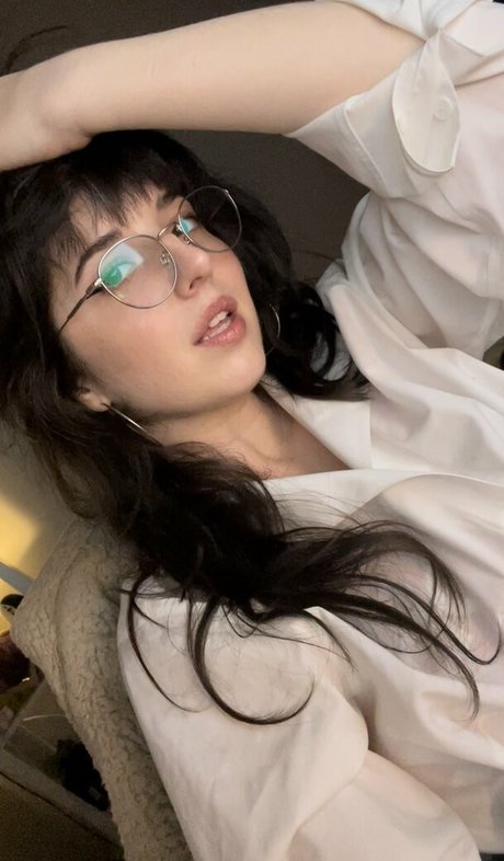 Slight Sounds ASMR pornstar nude pics