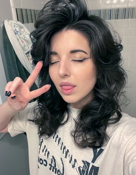 Slight Sounds ASMR pretty model gallery