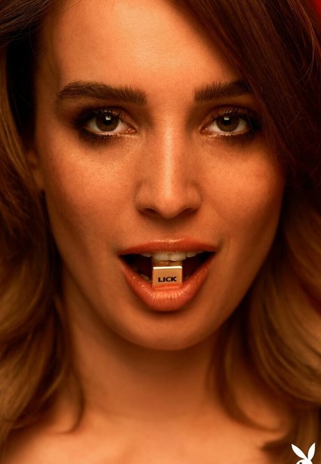 Julia Rommelt star nudes picture