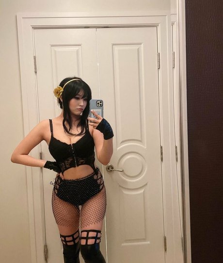 Aikuros top model pics